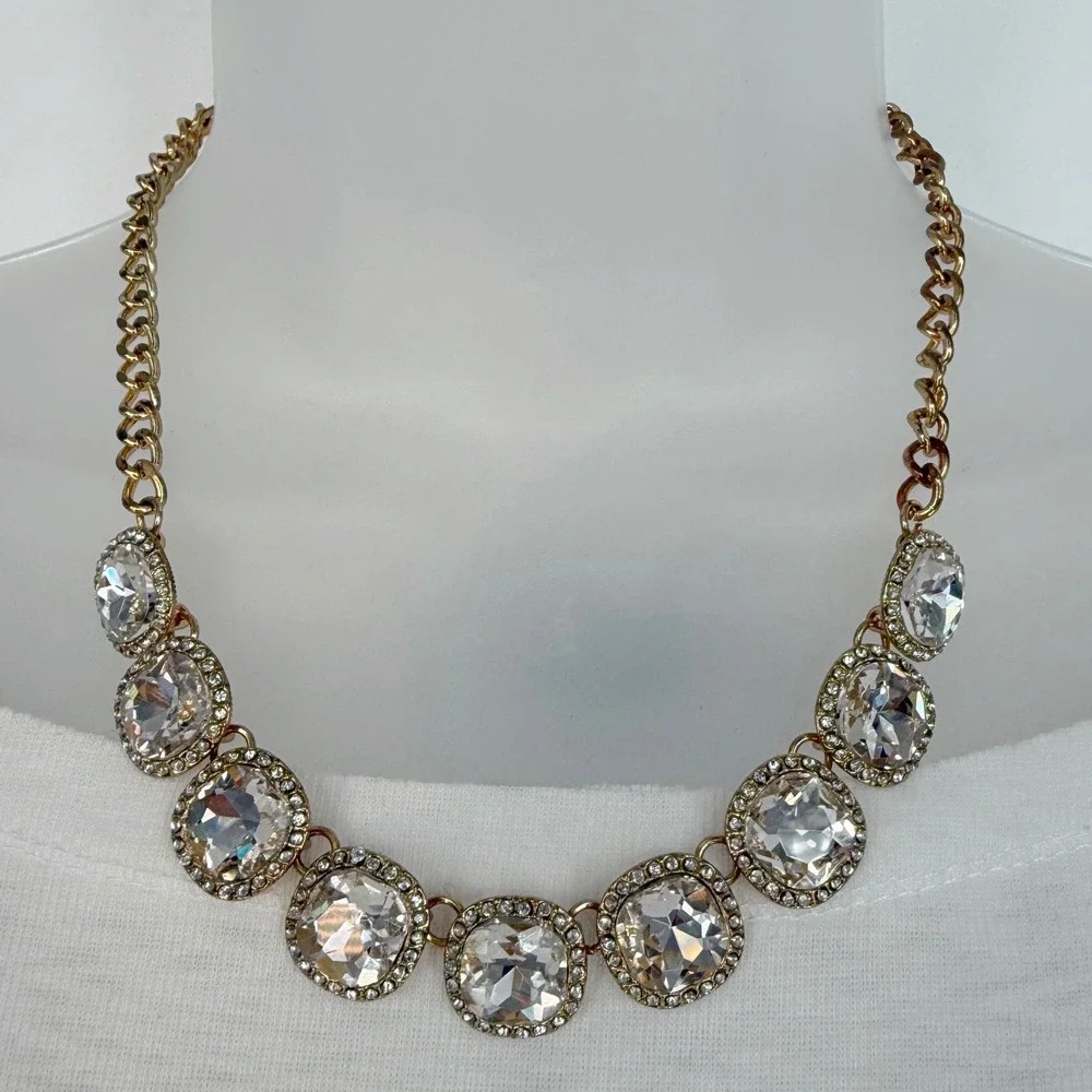 Gold Tone Clear Crystal Rhinestone Halo Bib Statement Necklace Adjustable 103-42